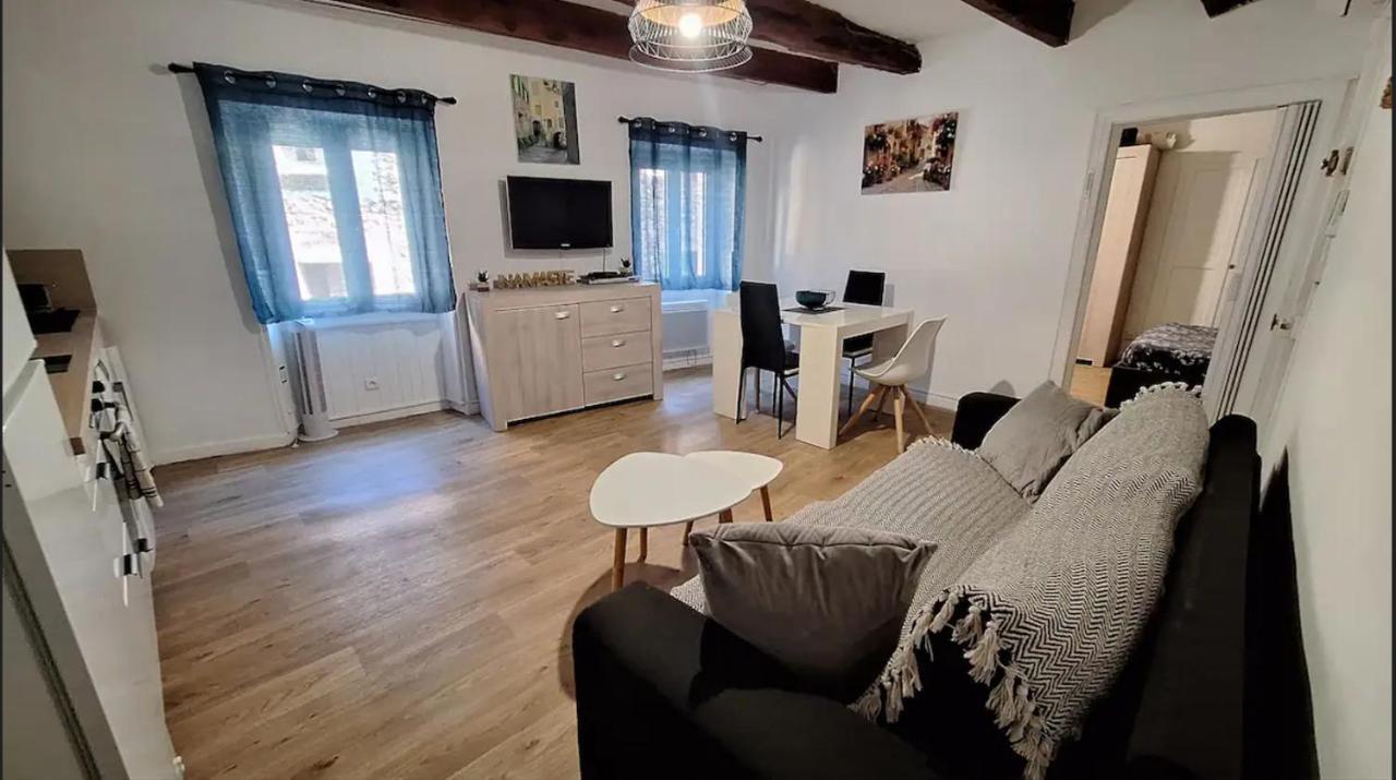 Charmant Appartement De Village Renove Gorbio Екстериор снимка